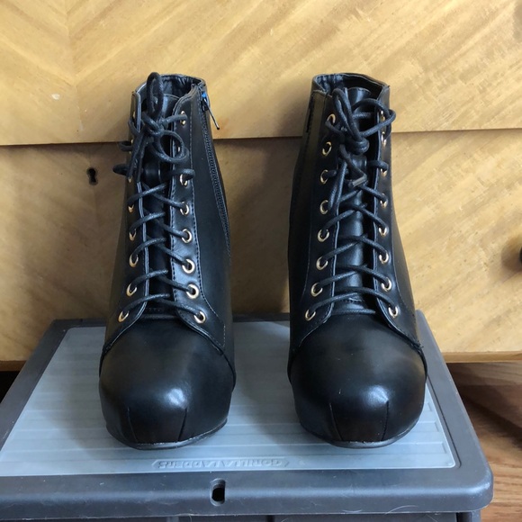 Boot heels - Picture 2 of 4